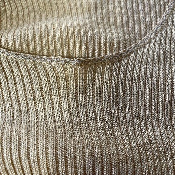 70S Ribbed Knit Vintage Dress w/ Puff Sleeves Gold 12 - Picture 13 of 15